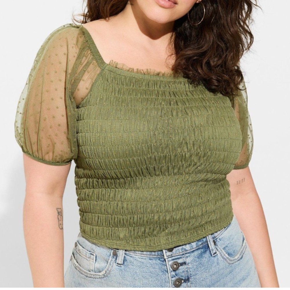 NWT Torrid dot mesh smocked top 5X
